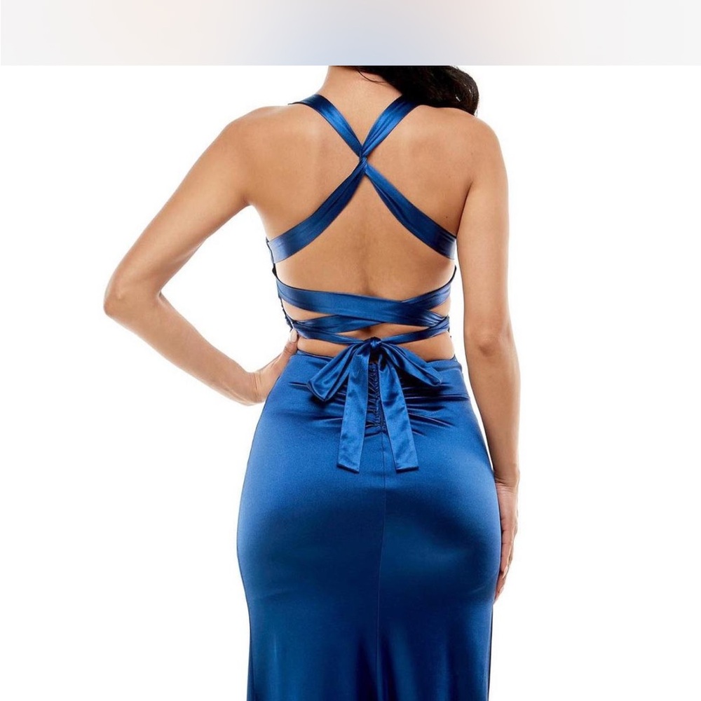 B Darlin Blue Ruched Bodycon Gown Halter Plunge - Picture 2 of 10